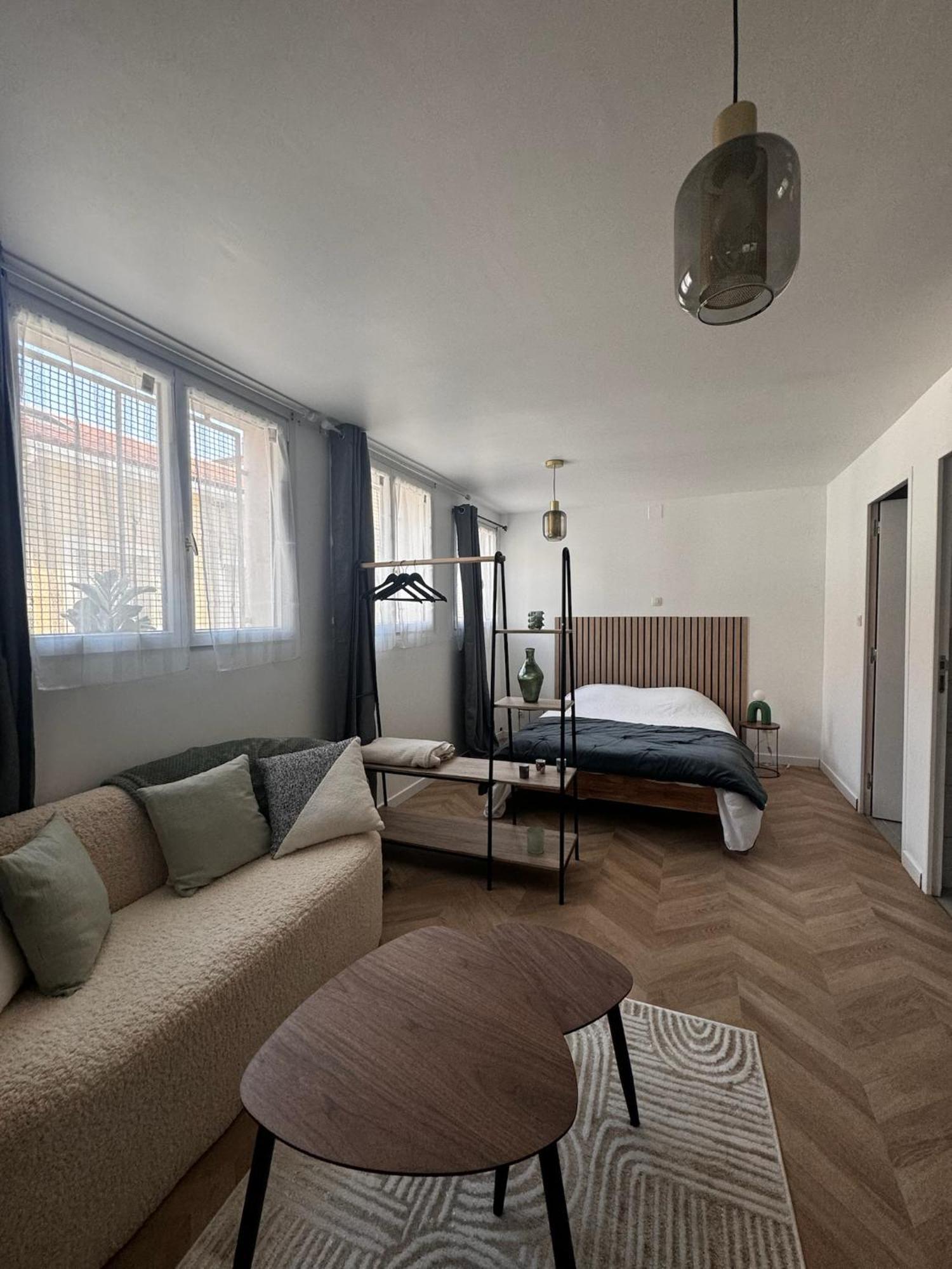 Petit Appt Cosy Et Moderne Appartement *